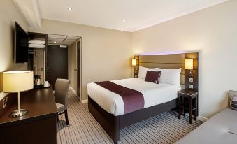 Premier Inn Gloucester (Barnwood)