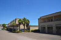 The Bluff Resort Apartments Hotels in Encounter Bay