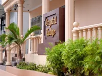 Crystal Lodge Hotels near Masjid Aman