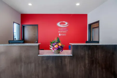 Econo Lodge Inn & Suites Отели в г. Спрингфилд