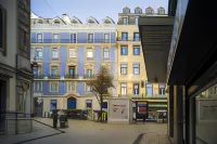 リスボン サービスアパートメント バイシャ カステロ アルコ・ダ・ルア・アウグスタ周辺のホテル