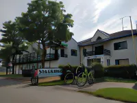 Staadioni Hotel - Bintang 2