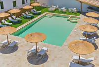 Ostria Hotel & Apartments - 3-Star