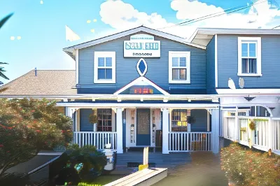 Ocean Echo Inn & Beach Cottages Hotels in Santa Cruz