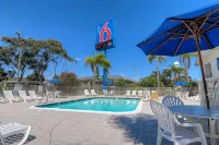 Motel 6 San Ysidro, CA  San Diego Border Hotels in San Ysidro