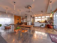 Sound Swell Resort - parking