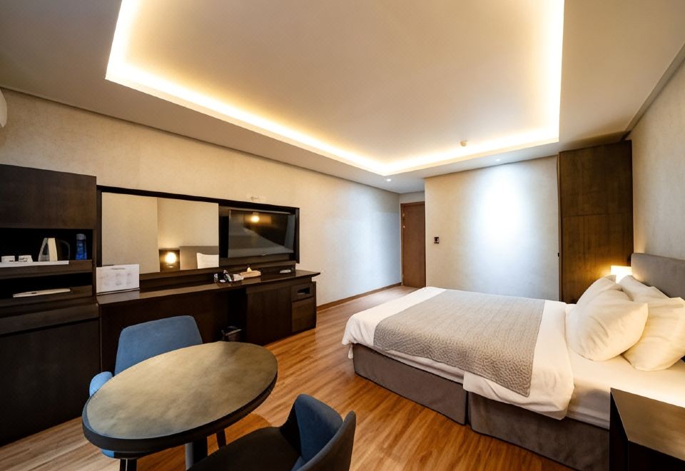 3. 아이체크호텔..