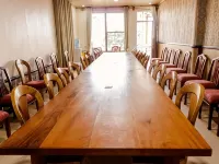 Hotel Duomo and Suites โรงแรมในกัมปาลา