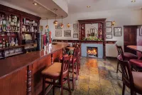 Breffni Arms Hotel - bar