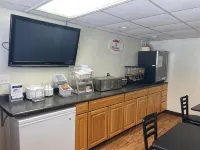Super 8 by Wyndham Bismarck - breakfast