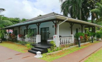 Le Relax Beach Resort