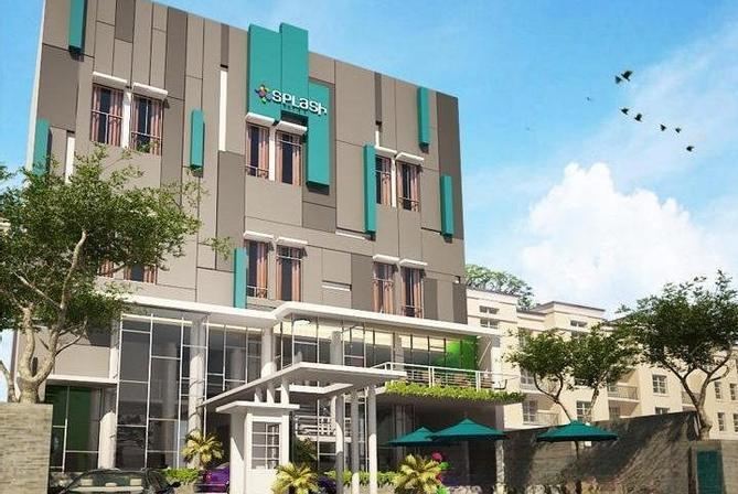 Splash Hotel