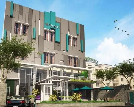 飛濺飯店 明古魯住宿飯店