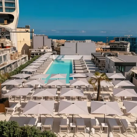 The Londoner Hotel St. Julian's Отели в г. Слима