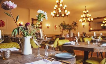 The Old Crown Coaching Inn