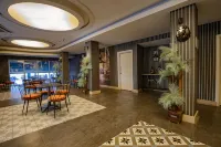 Point Beach Hotel - parking