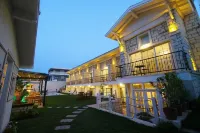 Duman Boutique Hotel Cesme Hotels in Altinyunus Mahallesi