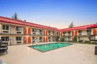 Inn at Lake Washington by OYO I-405 Hotels in Mercer Island