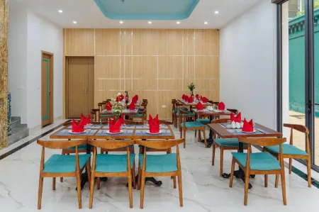 La Playa Ha Long Hotel