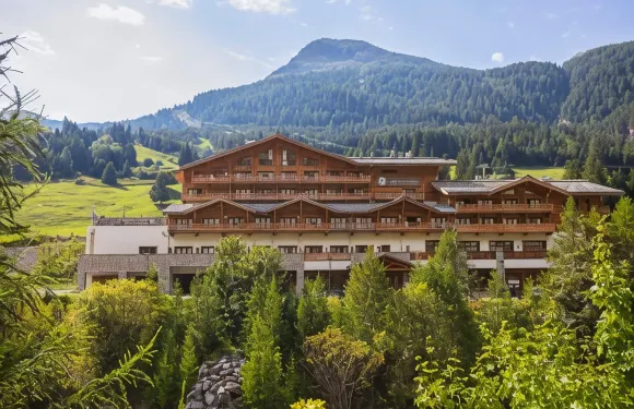 聖查爾斯瓦爾塞尼酒店