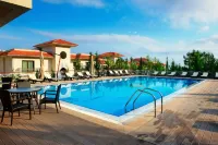 Korineum Golf & Beach Resort Hotel a Charkeia