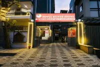 FabHotel Silver Stone