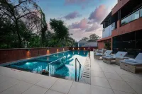 Golden Tulip Goa, Vagator - Pools