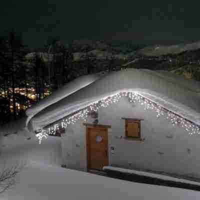Baita Hanzel & Gretel by Livigno Accomodation Hotel Exterior