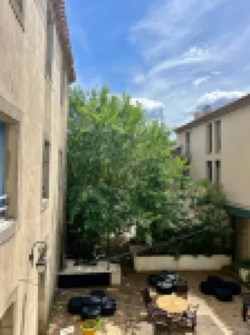 ホステル クール ドゥ シテ