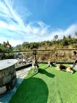 Prakriti Aalay - Riverside Mountain View Boutique Eco Resort - صديق للحيوانات الاليفة