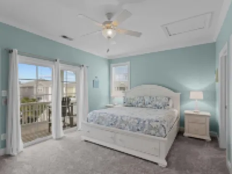 Seaside Villa w/ elevator 3bedroom~5Beds~Sleeps 8 - 4-Star