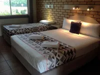 Castle Motor Lodge Hotels in Bowen