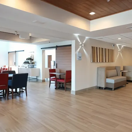 Holiday Inn Express & Suites CINCINNATI SE NEWPORT by IHG