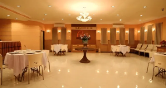 Patria Palace Hotel Hotels in Kepanjenkidul