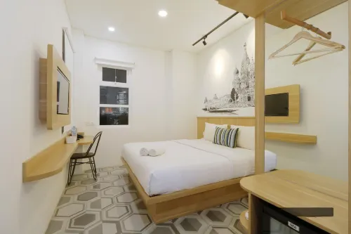 Casa Living Senayan Hotel - Barer