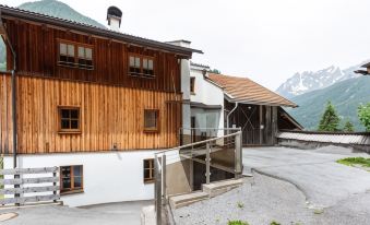 Farmhouse in Tobadill with Mountain Views