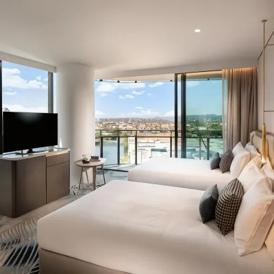 Dorsett Gold Coast Hotels near Pavilion Convention Centre