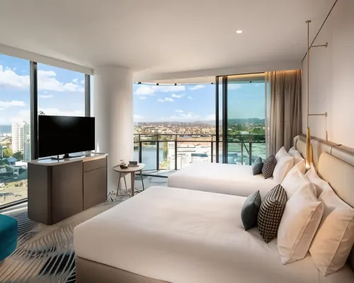 Dorsett Gold Coast Hotels near Broadbeach Waters
