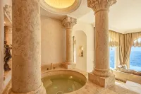 Lukka Exclusive Hotel - Bathtub