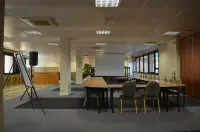 كيرياد ديريكت بونتوبون سونتر فنادق في Montauban