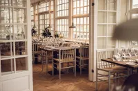 Arnbjerg Pavillonen Hotels in Tistrup