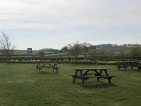 水壺&玻璃旅館 德比郡河谷酒店