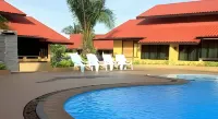 Tanisa Resort - Kolam Renang