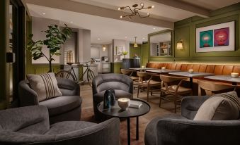 The Cottages Hotel