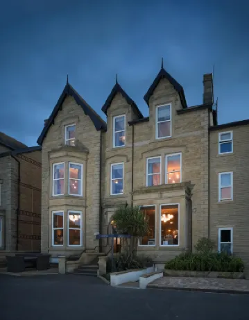 HY Hotel Lytham St Annes Hotels in 