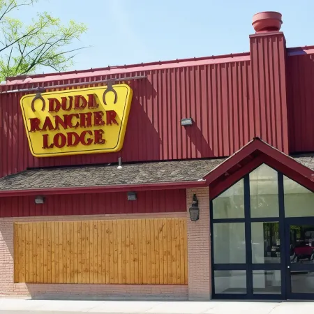 Dude Rancher Lodge
