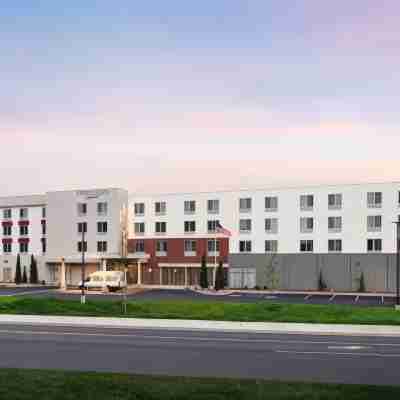 Courtyard Pullman Hotel Exterior