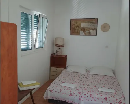 Apartments Kamaki Hotels in Gradac