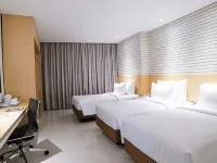 Palm Park Hotel Surabaya Hotel di Kecamatan Simokerto