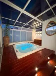 Royal Urban Macaé Hotel - Bathtub